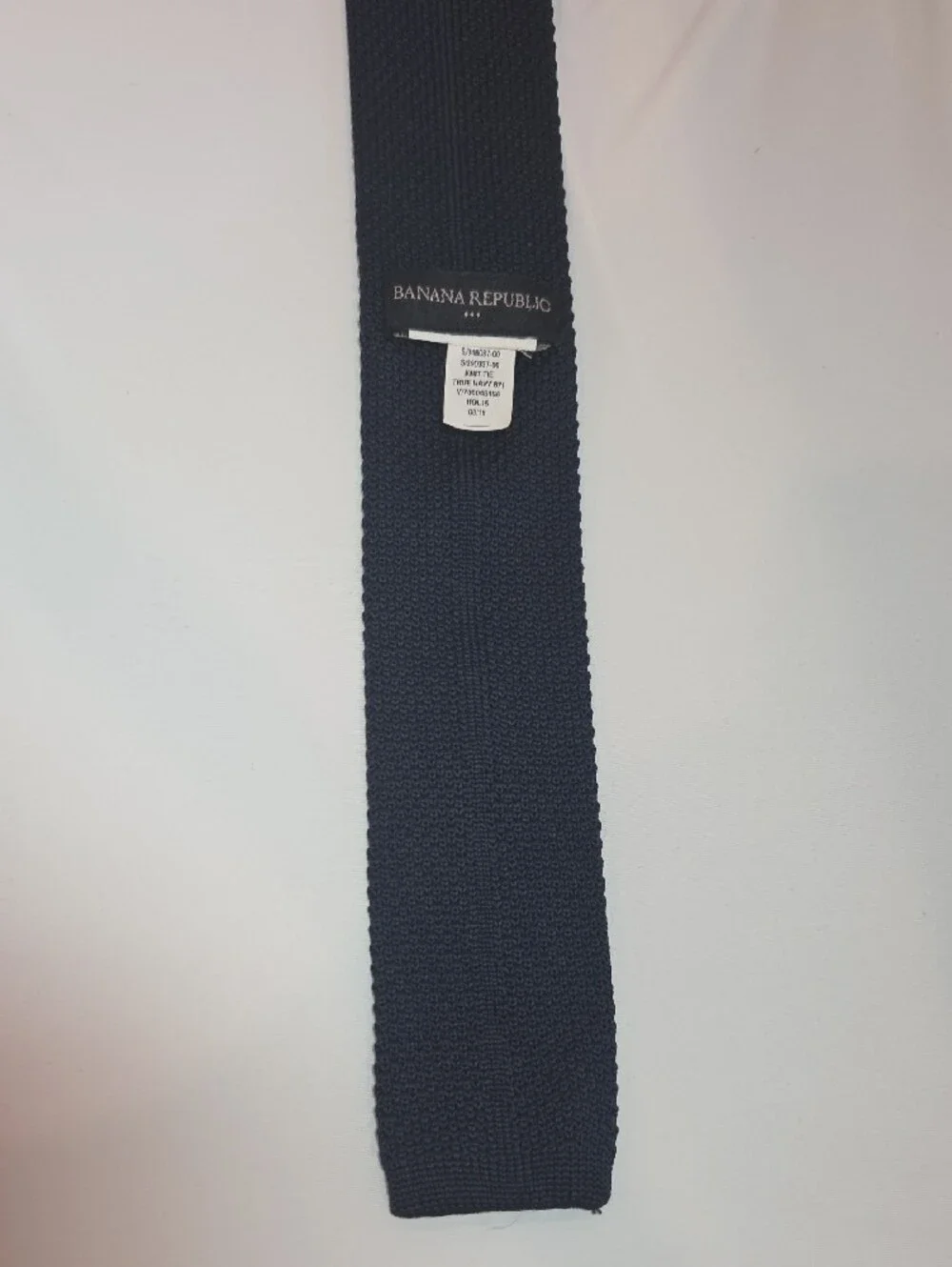 Banana Republic Men' Dark Navy True Knit Square-Tip 100% Silk Tie 2.0x56